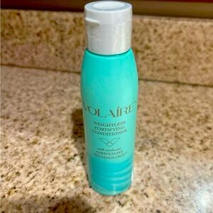 New sealed Volaire weightless fortifying conditioner 3.5oz